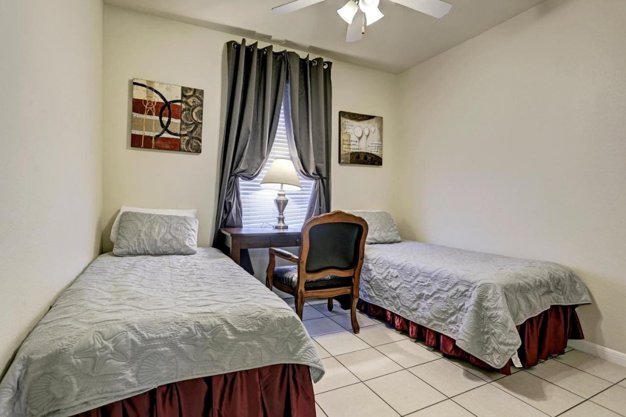 Villa Corporate 2 Bedroom Suite Furnished Condo Houston Eksteriør bilde